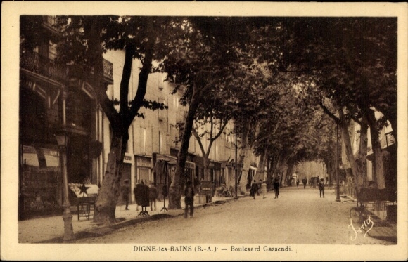 Postcard Digne les Bains Alpes de Haute Provence, Boulevard Gassendi