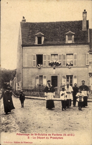 Postcard Saint Sulpice de Favieres Essonne, Pelerinage, Depart du Presbytere