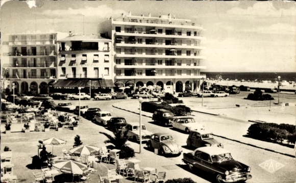 Postcard Canet d'Aude, beach, parked cars