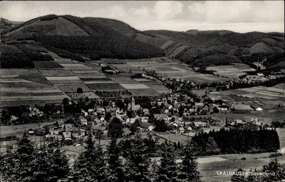 Postcard Saalhausen Lennestadt in the Sauerland, landscape with fields, forests, villages, mountains, from the