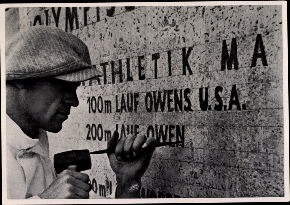 Collective picture Olympia 1936, names of the Olympic champions are engraved in the marathon gate
