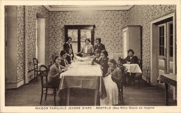 Postcard Benfeld Alsace Bas Rhin, Family House of Joan of Arc, Lingerie Course