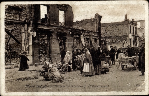 Ak Szczytno Ortelsburg Ostpreußen, Markt auf offener Straße