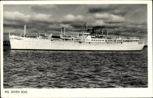 Postcard steamer Seven Seas, Europe Canada Line