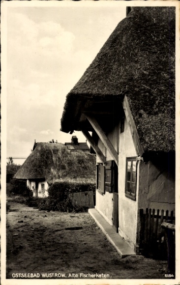 Postcard Ostseebad Wustrow Fischland, Alte Fischerkaten