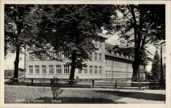 Ak Hamburg Farmsen Bern, op de school