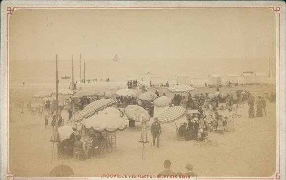 Kabinettfoto Trouville Calvados, The Beach at bath time