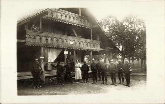 Foto Ak Französische Soldaten in Uniformen, Gasthaus