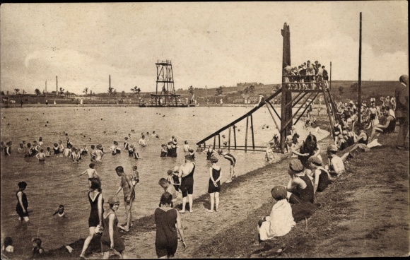 Postcard Olbersdorf in Saxony, Volksbad, water slide