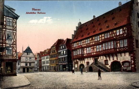 Ak Hanau Hessen, Altstädter Rathaus, Straßenpartie, Freitreppe