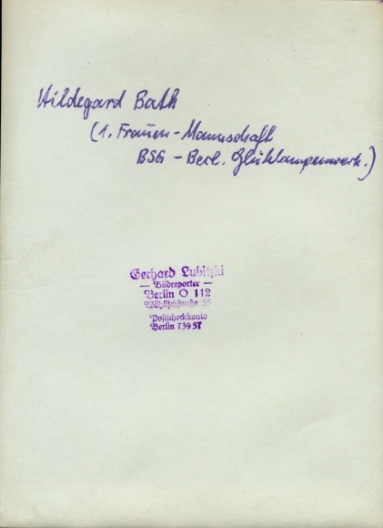 Photo table tennis, Hildegard Bath, 1st women&#39;s team BSG Berlin bulb factory