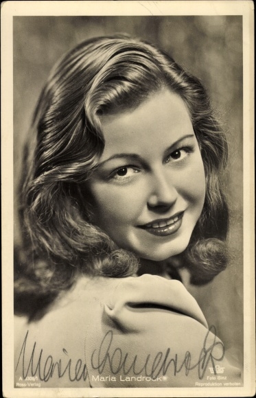 Postcard actress Maria Landrock, portrait, Ross Verlag 3309/1, autograph