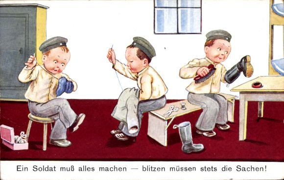 Postcard Soldiers' Life, Soldiers Cleaning Their Things