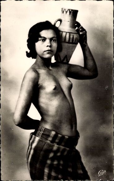Postcard The beautiful Zina, young Moor