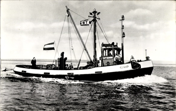 Postcard Dutch tugboat Snip