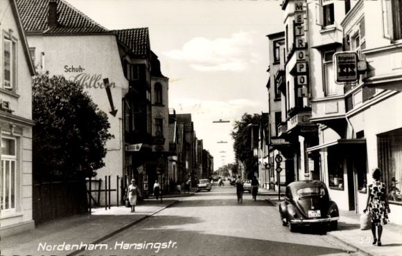 Postcard Nordenham in Oldenburg, Lower Saxony, street view, shoe store Ahlborn, cars, citizens...