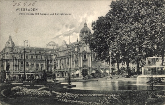 Ak Wiesbaden in Hessen, Hotel Nassau, Anlagen, Springbrunnen, Wiesbaden