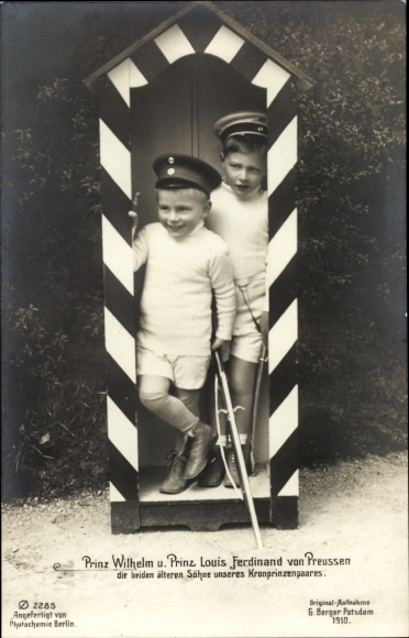 Ak Die ältesten Söhne des Kronprinzenpaares, Prinz Wilhelm, Prinz Louis Ferdinand, PH 2285