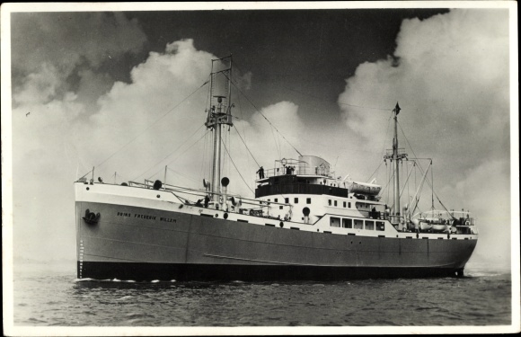 Ak Oranje Lijn, MS Prins Frederik Willem, stoomschip op zee