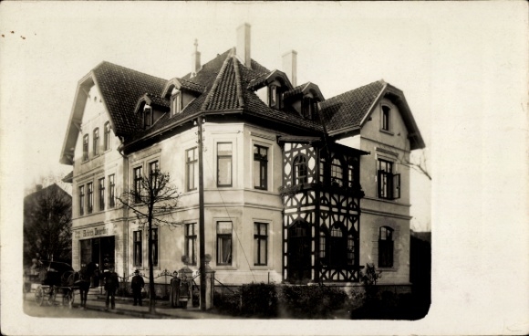 Photo Postcard Stadthagen in Lower Saxony, villa, commercial building, built in 1904, residents