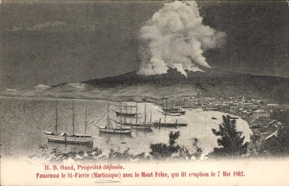 Postcard Saint Pierre Martinique, Mont Pelée, volcanic eruption 1902