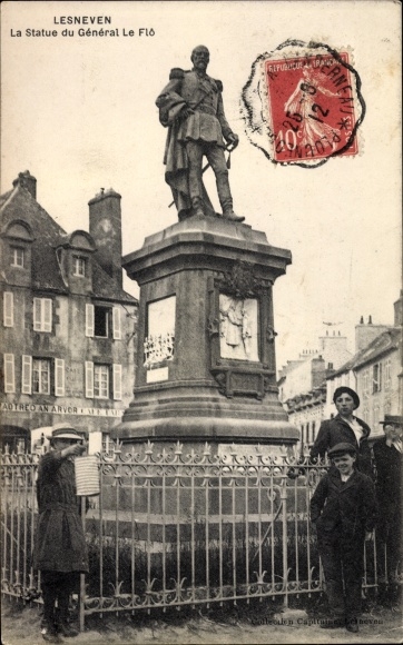 KP Lesneven Finistere, Le Statute du Generale Le Flö