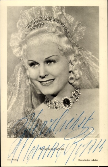 Ak Schauspielerin Marika Rökk, Portrait, Ross Verlag A 3330/3, Autogramm