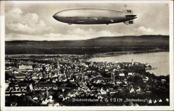 Ansichtkaart Friedrichshafen aan het Bodenmeer, algemeen uitzicht, Zeppelin LZ129 Hindenburg