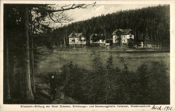 Postcard Niederneukirch Neukirch in the Lausitz, Elisabeth Foundation Dresden, convalescent home, idyllic
