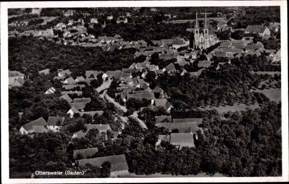 Ak Ottersweier in Baden Württemberg, Blick auf den Ort, Fliegeraufnahme