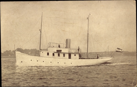 Postcard Belgian steamer