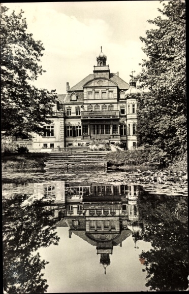 Postcard Uebigau-Wahrenbrück, Übigau Castle, Neues Leben youth hostel