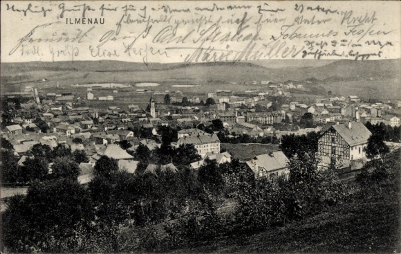 Ak Ilmenau in Thüringen, Ilmenau Blick auf Stadt, bewaldete Hügel, handschriftlicher Text
