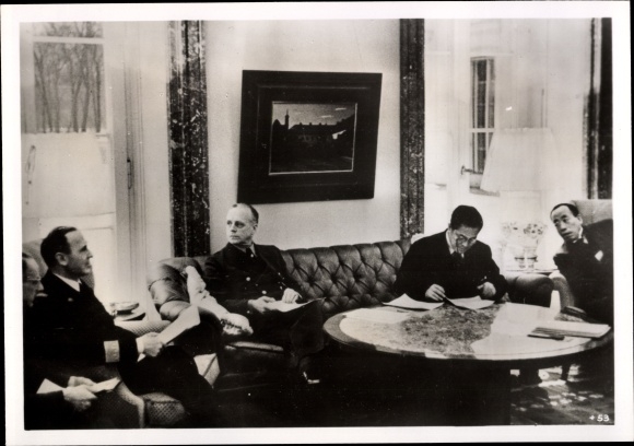 Photo Hoffmann, Von Ribbentrop, Italian Ambassador Alfieri, Japan. Ambassador Oshima, 1942