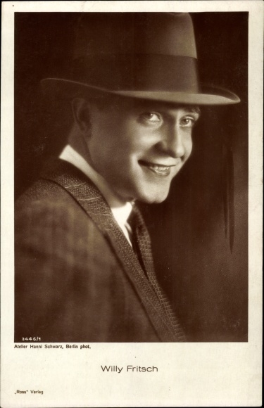 Ak Schauspieler Willy Fritsch, Portrait mit Hut, Ross Verlag 3446/1