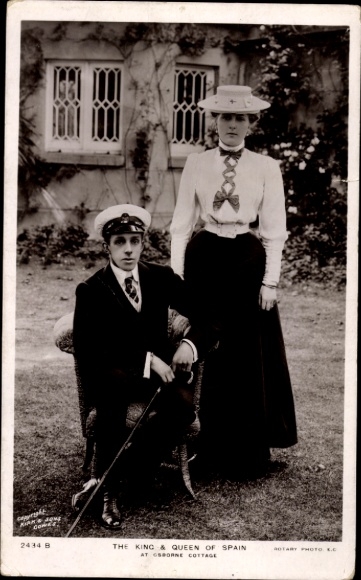 Ak König Alfons XIII. von Spanien, Victoria Eugénie von Battenberg, Königin von Spanien, Portrait