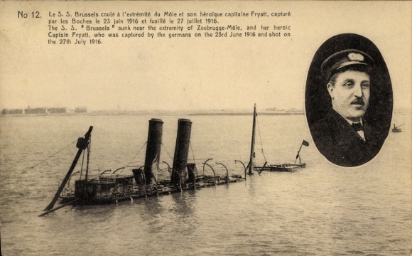 Postcard Zeebrugge, SS Brussels, sunken British ship, Captain Fryatt