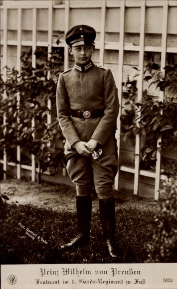 Ak Prinz Wilhelm von Preußen, Leutnant im I. Garde Regiment zu Fuß, Uniform