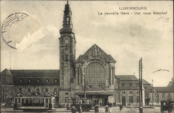 Postcard Luxemburg Luxembourg, the new train station, trams