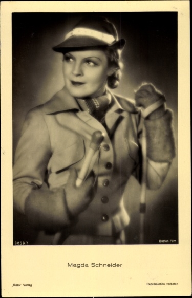 Postcard actress Magda Schneider, side portrait, Ross Verlag 6580/1