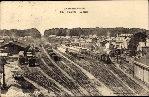 Postcard Flers Orne, La Gare, French Railways