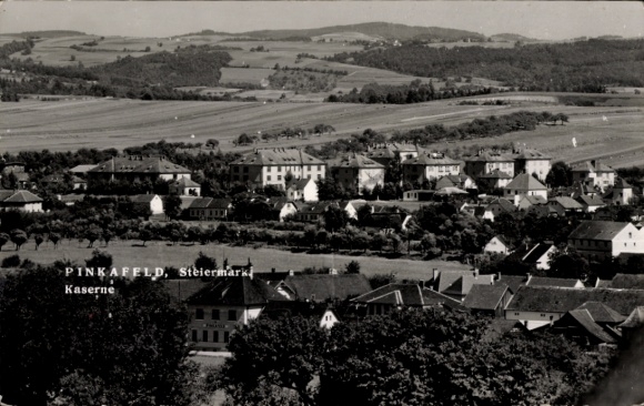 Photo Postcard Pinkafeld in Burgenland Styria, barracks