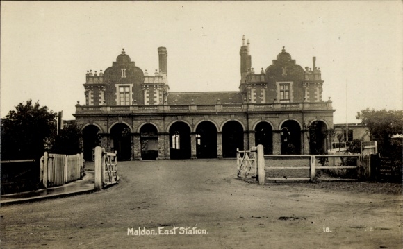 Postcard Maldon East England, Bahnhof