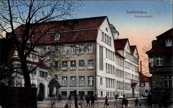 Postcard Zweibrücken in Rhineland-Palatinate, Ludwig School, school yard