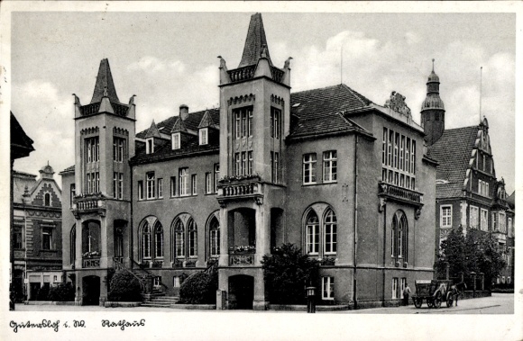 Ak Gütersloh in Westfalen, Ansicht vom Rathaus, Kremser