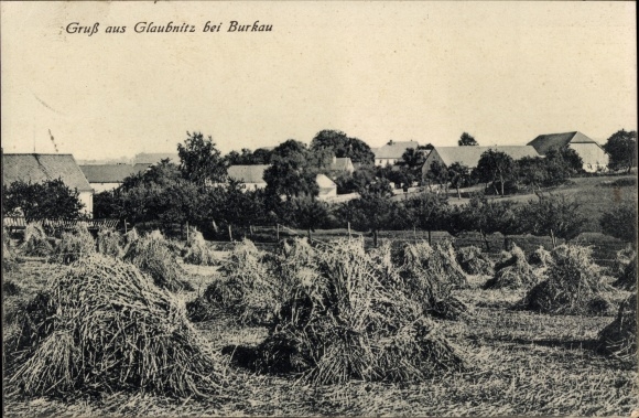 PC Glaubnitz near Burkau in Saxony, partial view, field, haystack