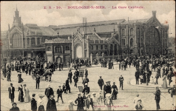 Postcard Boulogne sur Mer Pas de Calais, Central Station