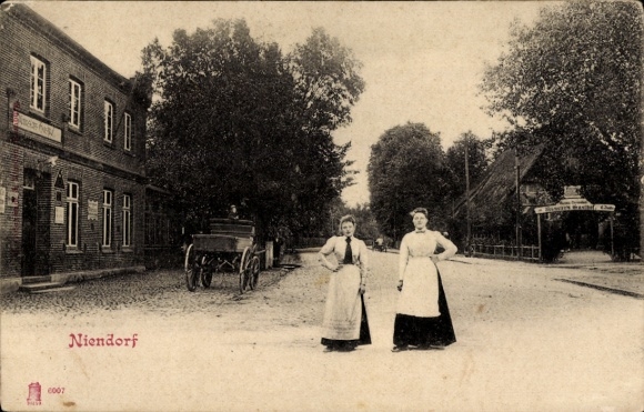 Ak Hamburg Eimsbüttel Niendorf, Straßenpartie, Restaurant, zwei Frauen, Kutsche