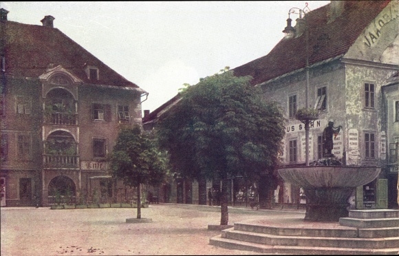 Postcard Sankt Veit an der Glan Carinthia, square with fountain