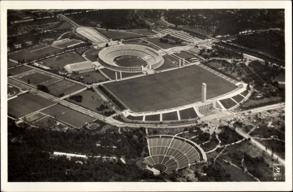 Ak Berlin Charlottenburg Westend, Fliegeraufnahme, Reichssportfeld, Dietrich Eckardt Bühne